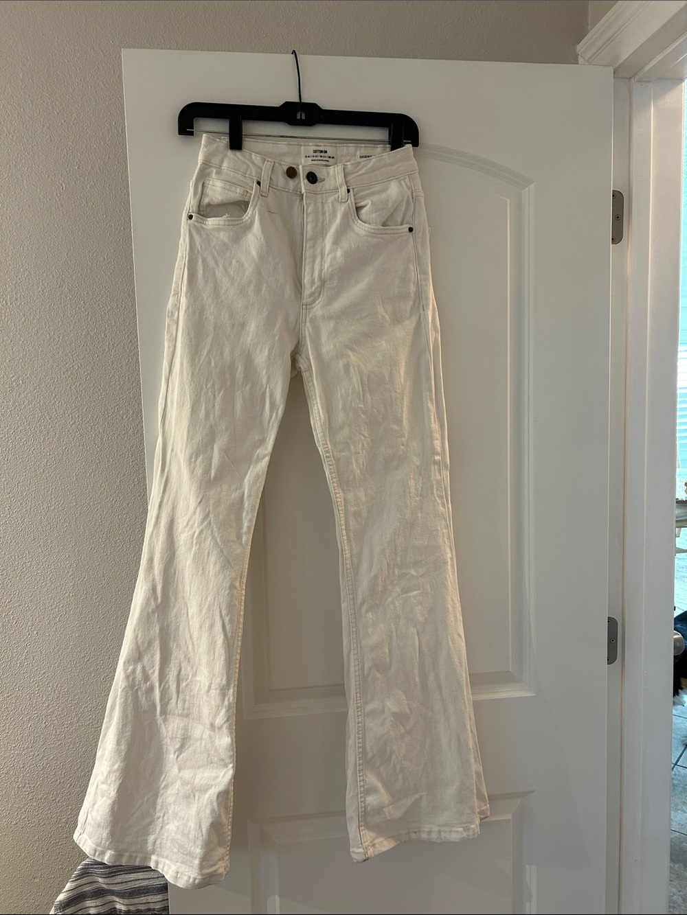 Cotton On Cream High-Rise Denim Jeans